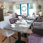 ホテル Hotel Chalet