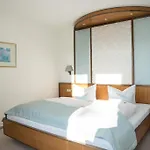 ホテル Hotel Chalet バート・ツヴィッシェンアーン