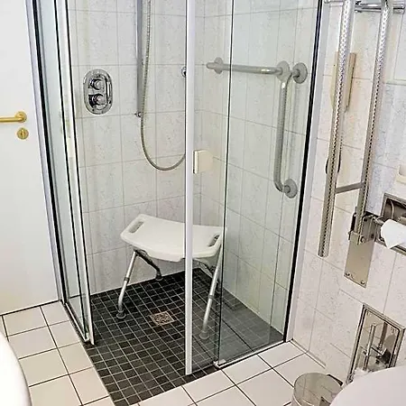 מלון Hotel Chalet